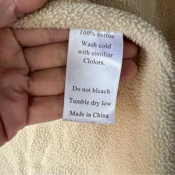 Kids Light Fleece Jacket like new Lucky Wang NYC - Picture 3 of 9